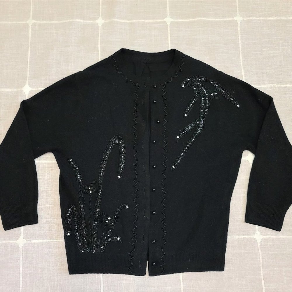 Vintage Rhinestone and bead design sweater lined sweater beaded design cardigan